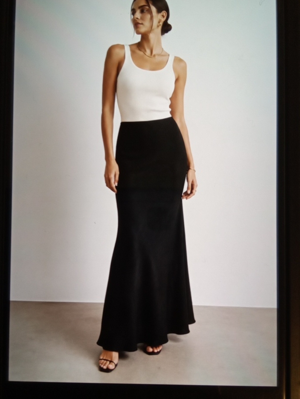 NIA Womens 90s Bias Maxi Skirt Black Stretchy Luxury Witchy Goth Party Sz LARGE